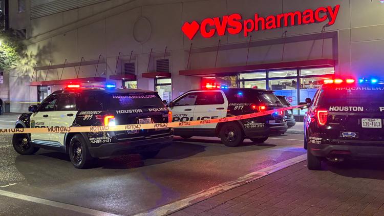 Suspect fatally shot after stabbing Houston police officer in downtown, police say