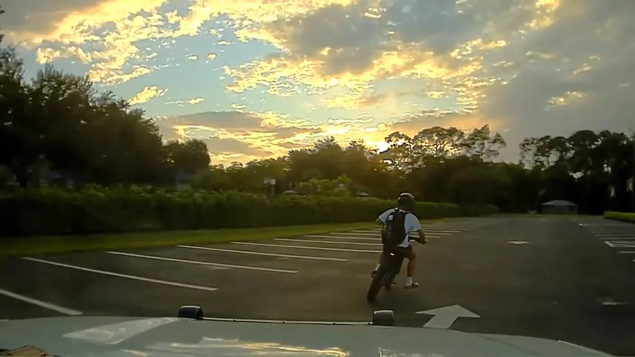 VIDEO: 15-year-old leads Florida deputies on electric dirt bike pursuit