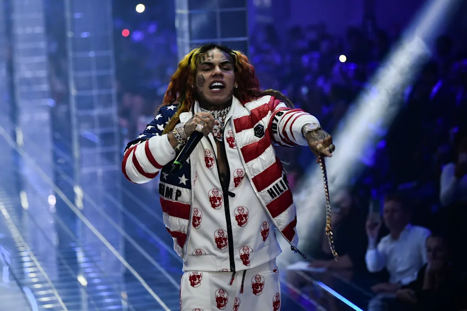 PBSO: Armed gunmen burglarized Wellington-area home of rap artist Tekashi 6ix9ine