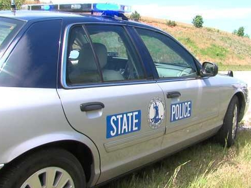 Woman uses pepper spray, scratches at state police after foot chase on I-264
