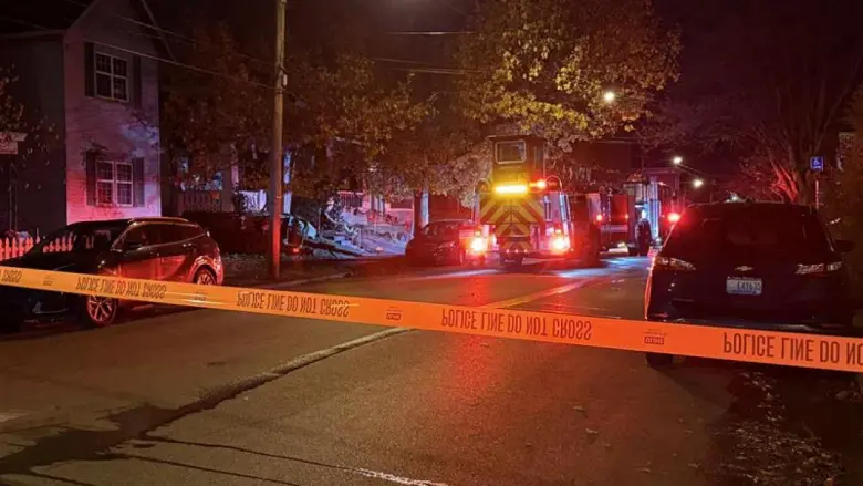 Chief: 1 dead in overnight house fire in Covington