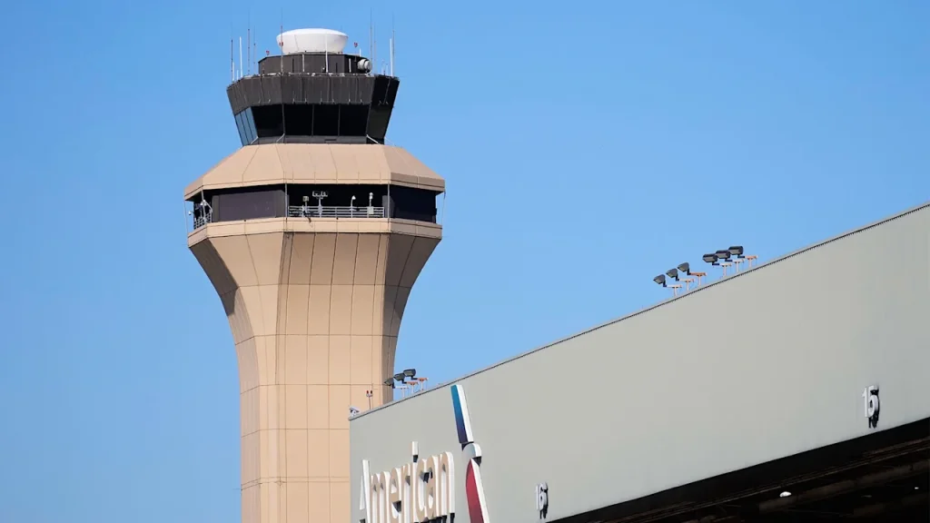 Flying soon? Delays abound at these U.S. airports still dealing with air traffic controller shortages