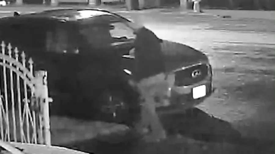 Simi Valley man arrested in tire-slashing spree that damaged at least 11 cars