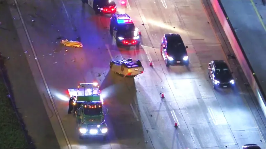 1 killed in rollover crash on 60 Freeway in East Los Angeles