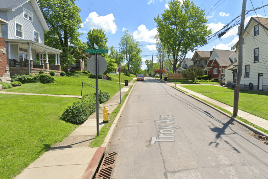 Cincinnati Family Displaced, Pet Cat Perishes in Devastating Pleasant Ridge House Fire