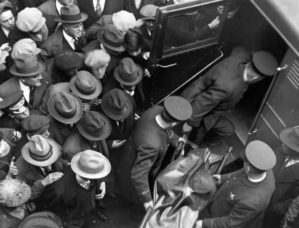 Today in Chicago History: Bootlegger Dean O’Banion shot dead in his flower shop, igniting gangland war