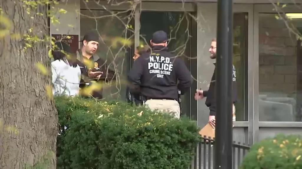 Man suspected of killing mom, daughter and her boyfriend in Bronx murder-suicide