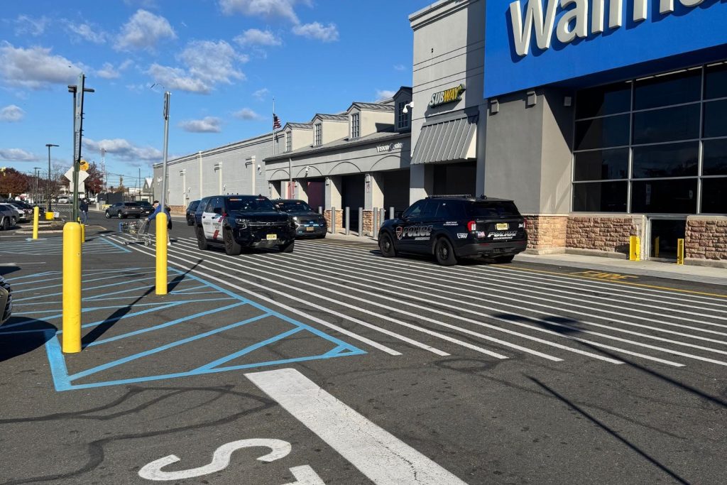 Police swarm Walmart after man threatens to ‘kill all males’