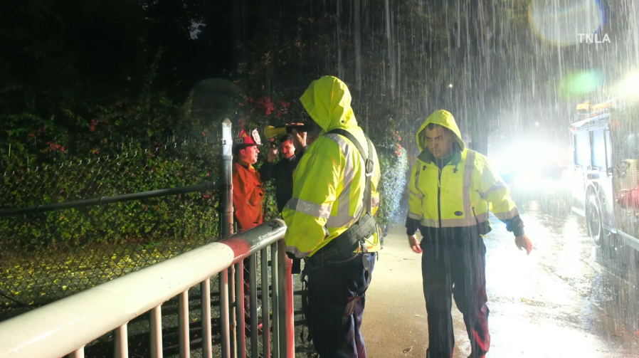 Swift-water rescue effort in fast-moving L.A. River called off