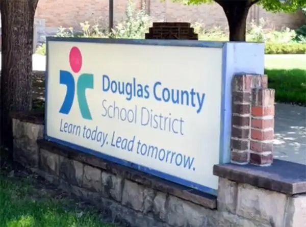 Douglas County middle school teacher accused of sexually assaulting child