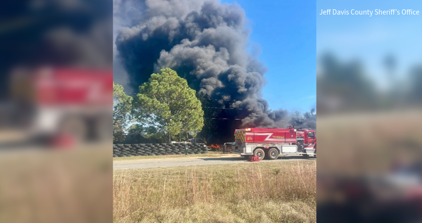 First responders on scene at ‘massive fire’ in Jeff Davis County