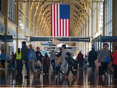 More than 850 flights canceled in US early Wednesday, tracker says