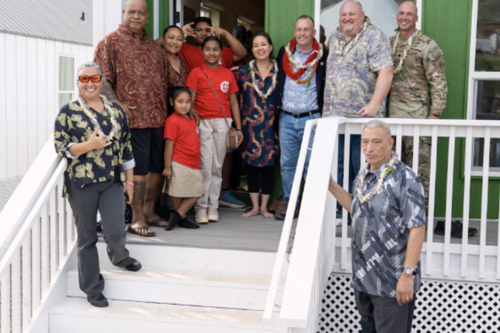 Honolulu Defense Bigwig’s Mansions On The Line As Feds Move In