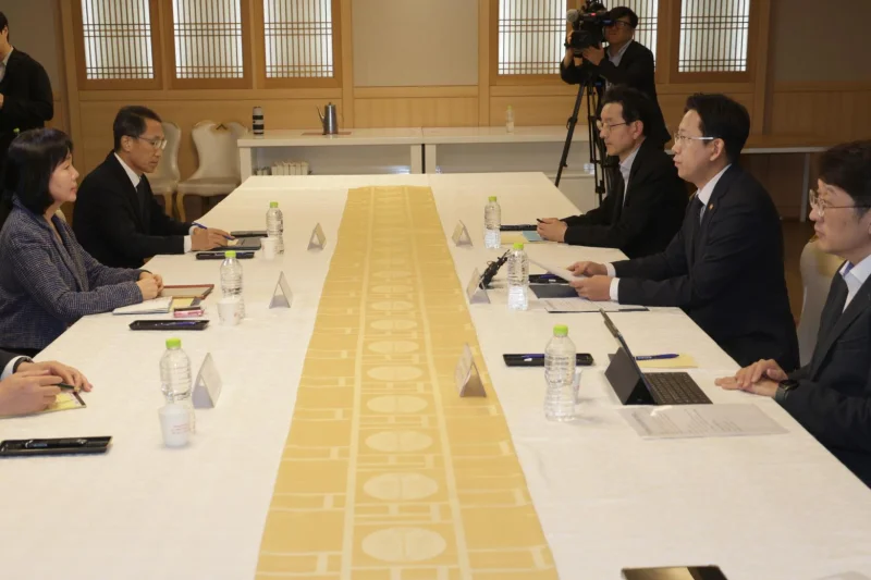 Ministry rebukes Coupang over data probe claim