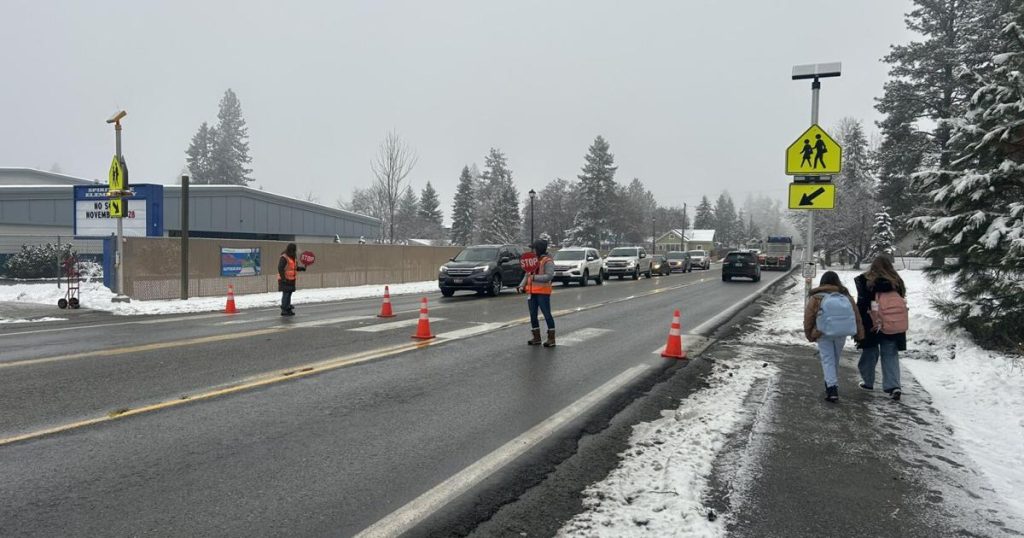 Spirit Lake families struggle with transportation after school bus cuts