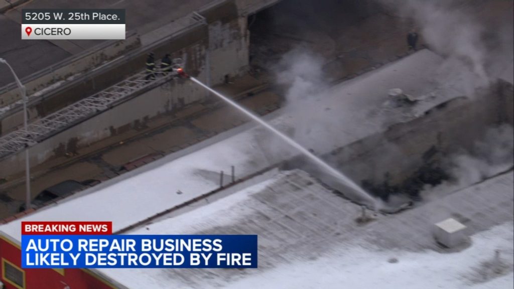 Auto repair business heavily damaged by fire in Cicero