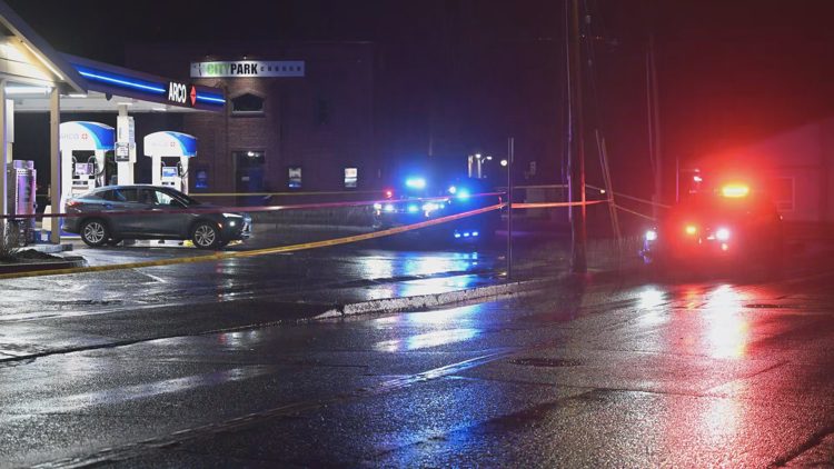 One dead in shooting near Gresham gas station