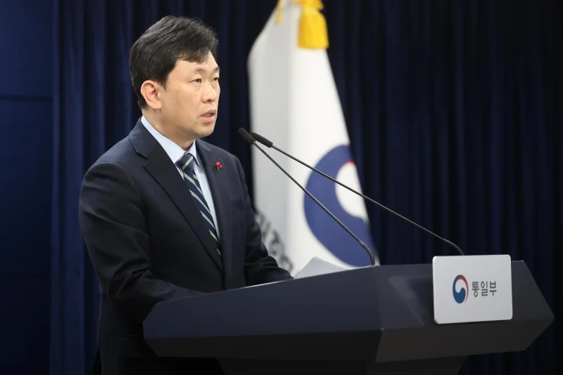 Unification Ministry denies reviewing territorial clause change