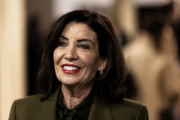 Hochul Reaches Deal on A.I. Regulation in New York