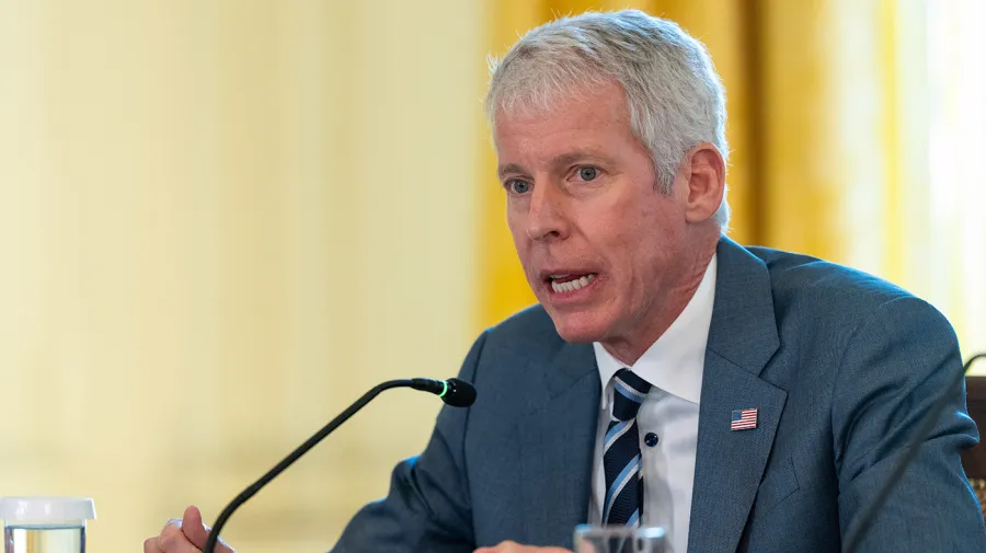 Energy secretary predicts that electricity prices will stop rising ‘very soon’