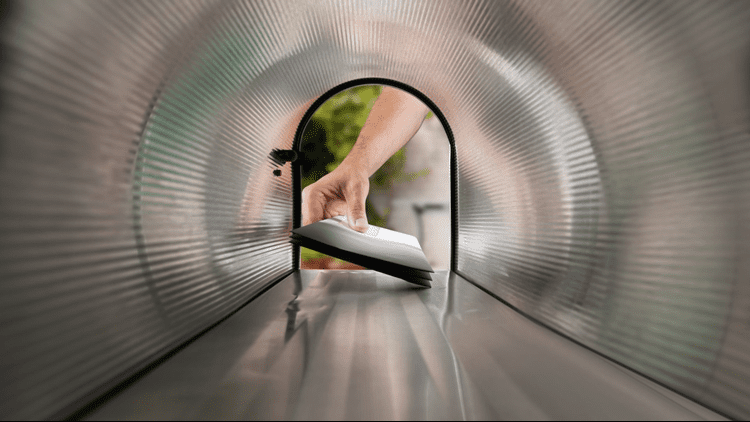 California residents accused of ‘fishing’ mail out of Arizona boxes, forging checks