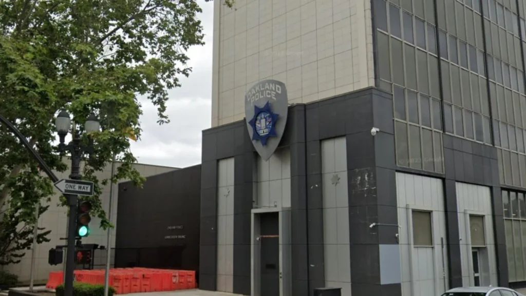 Oakland Reward Tipsters Left Hanging As Cops Pull Plug On Payouts