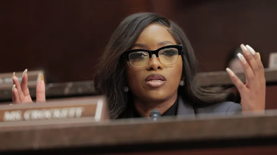 Crockett: ‘I see the government shutting down’ in January