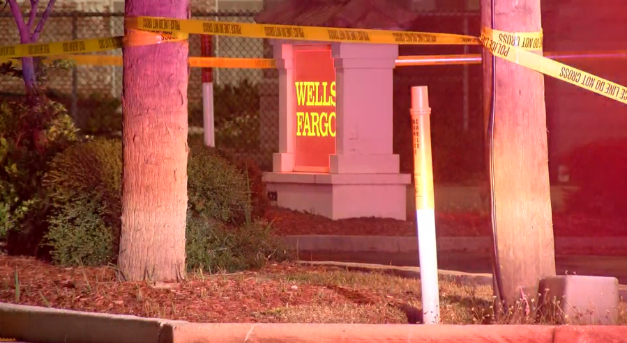 Serial bank robber targets 2nd Clearwater business a month after first heist: police