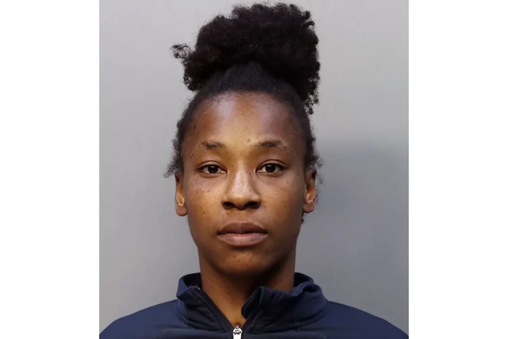 Minnesota Mom Arrested After Allegedly Tackling Teen to the Ground on Carnival Cruise