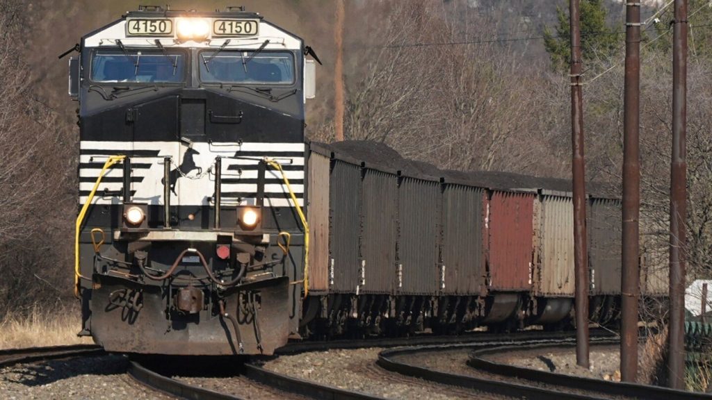 Union Pacific and Norfolk Southern’s $85B merger opposed by two big unions. But others support it