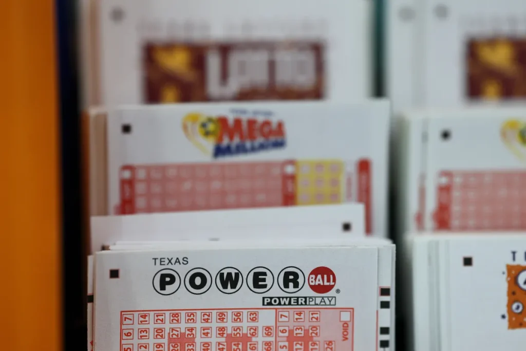 Powerball Soars to $1.6B for Fourth-Largest Draw Monday
