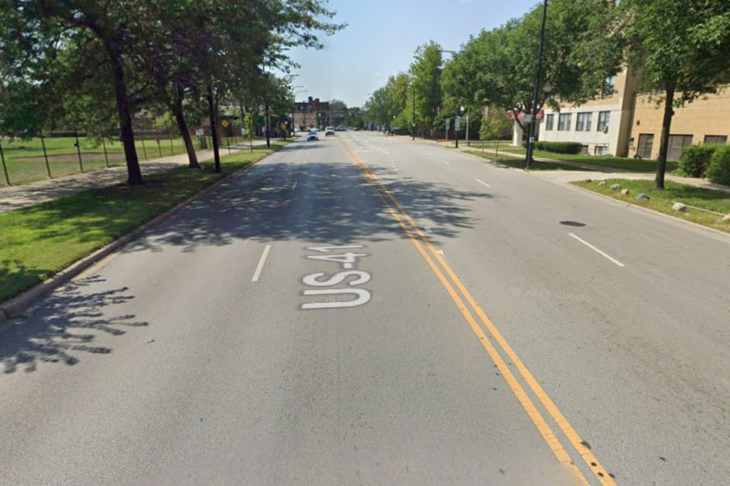 Woman Fatally Struck by CTA Bus on South Shore Drive in Chicago After Slip