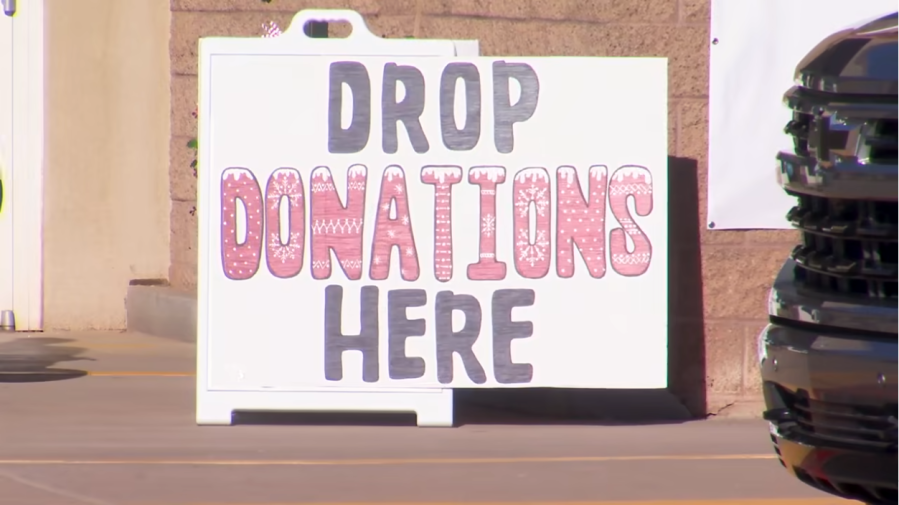 Volunteers organize clothing and toy exchange in St. George on Saturday