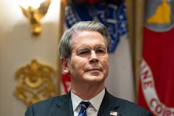 Bessent Accelerates Regulation Overhaul to Jumpstart Growth