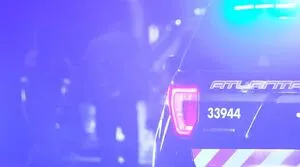 Father shot during argument with son, APD says