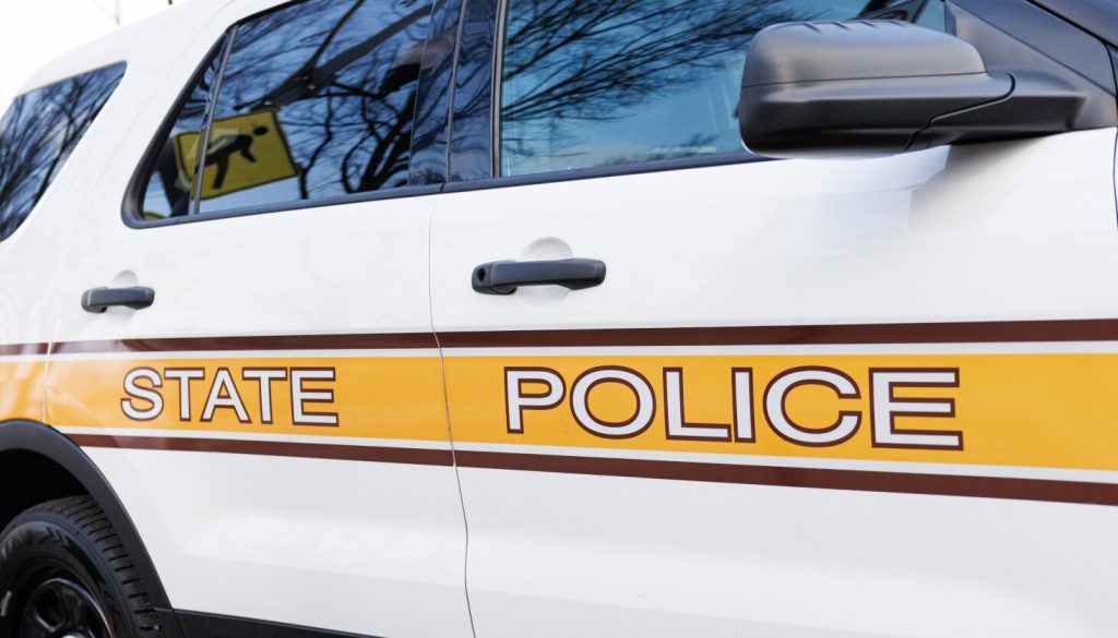 3 dead, at least 5 injured in I-57 crash in Calumet Park