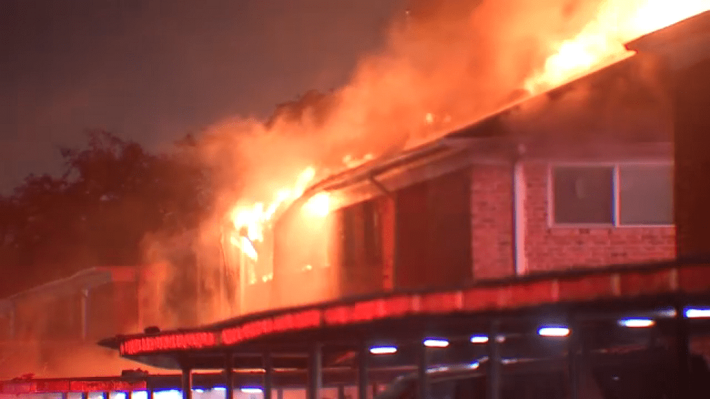 Firefighters had issues finding working hydrants while battling fire at SW Houston apartments: HFD