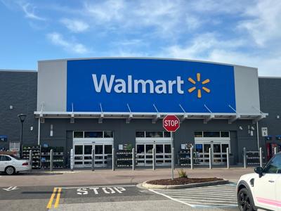 A Columbia Walmart was evacuated after receiving a bomb threat. What we know.