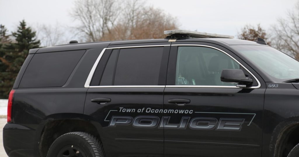 Oconomowoc police investigating text message threat made towards Nature Hill Intermediate School