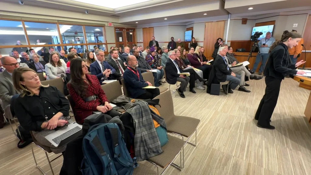 Twin Cities immigration enforcement in focus at airport commission meeting