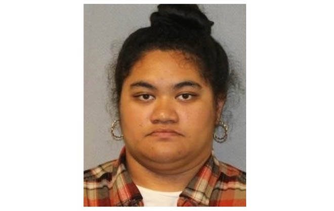 Former bank teller on Hawaii island indicted for theft, fraud