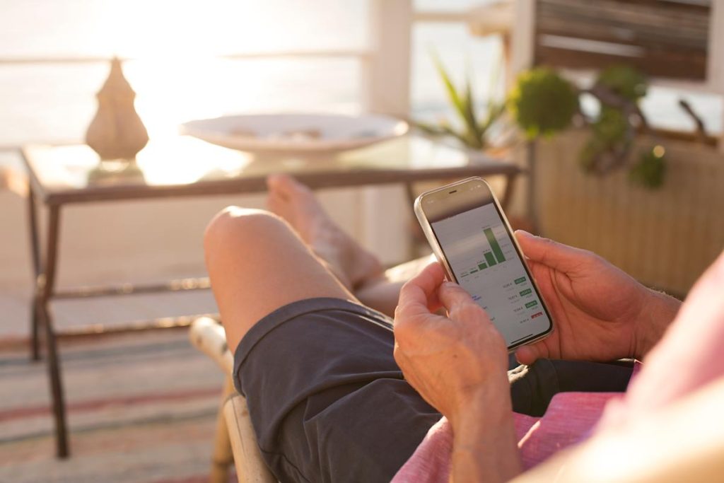 The Fed cut rates, but banks haven’t repriced CDs yet — here’s why you should lock in now