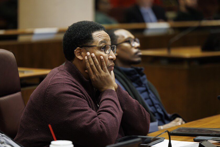 Revised $16.6B budget advances to full City Council, without Mayor Johnson’s corporate head tax