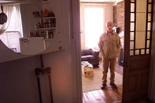 A Sidewalk Encounter Between 2 Longtime Neighbors Ends in a Death