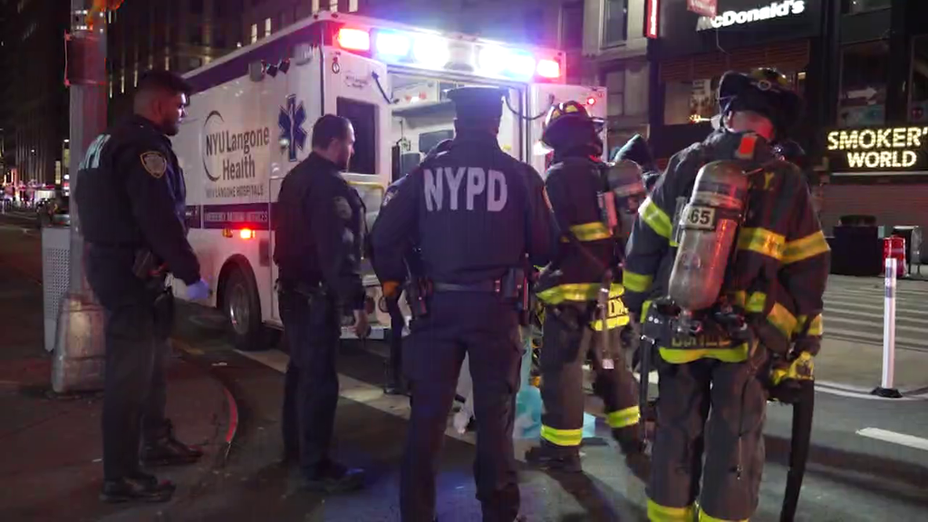 Man found with burns at Times Square subway station in NYC, police say