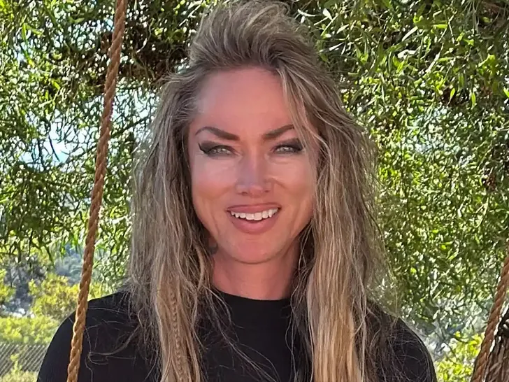 Murder-For-Hire Plotter Caught on Video After Shooting Herself