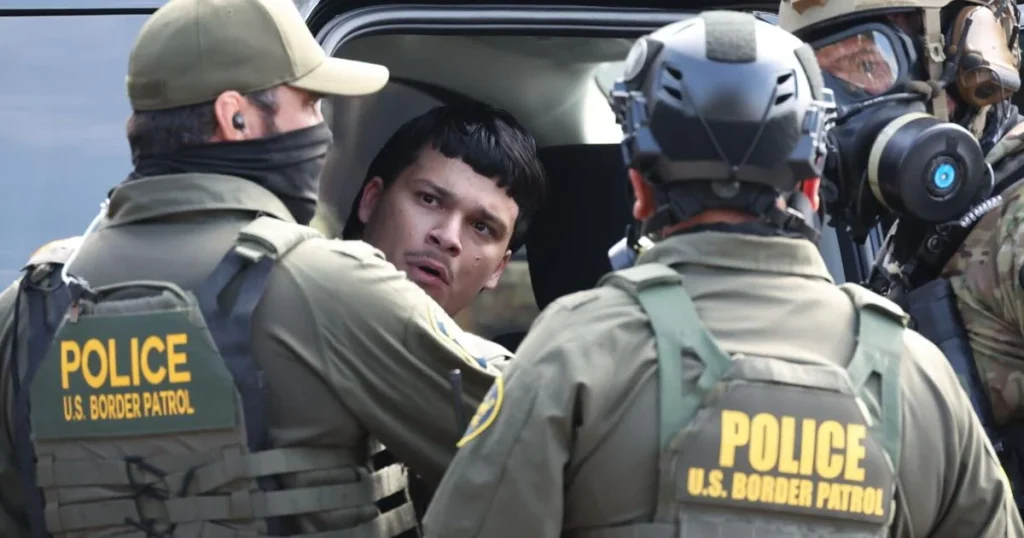 Chicago appeals judge slams lower court’s ruling to release immigration arrestees