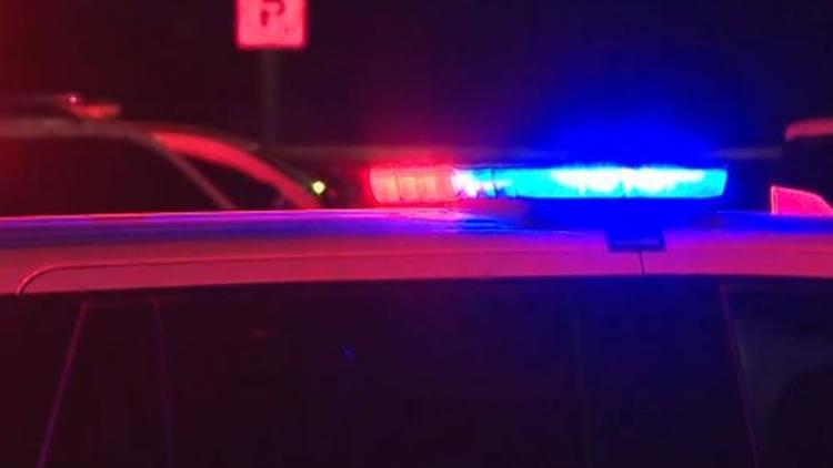 Juvenile arrested in connection with stabbing that left 1 dead