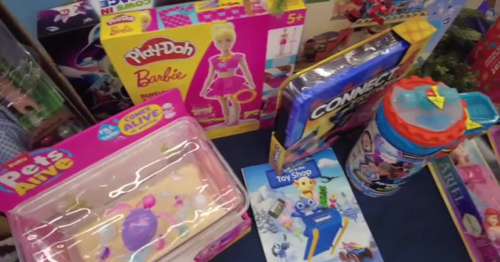 Holiday toy shopping made affordable: Expert tips for finding deals under $20