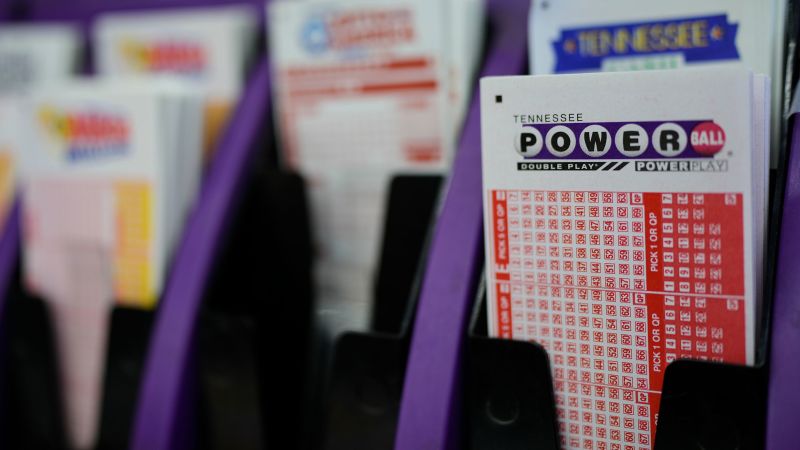 Saturday’s Powerball drawing could bring someone a $1.5 billion holiday windfall | CNN Business